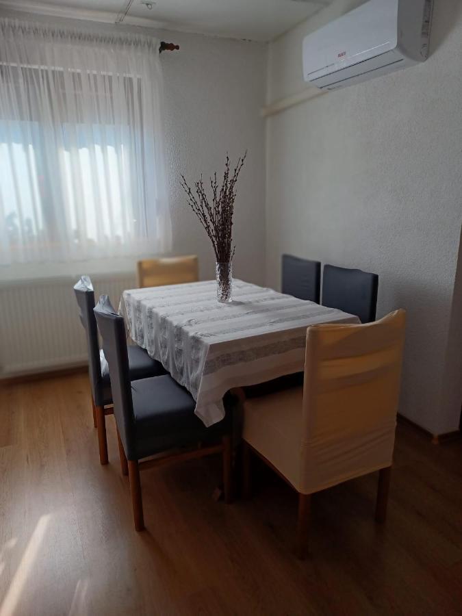 Apartman Soljac Perusic Exteriér fotografie