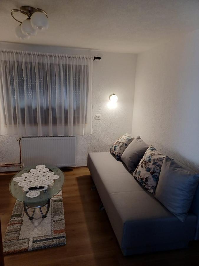 Apartman Soljac Perusic Exteriér fotografie